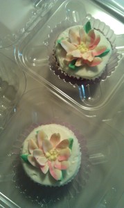 pink icing cupcakes pink icing cupcakes